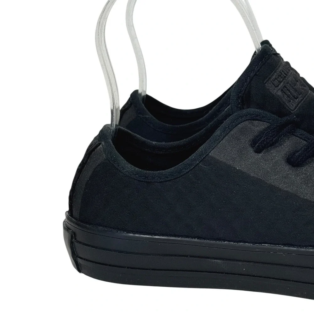 Converse‎ Chuck Taylor All Star Kids Youth Black Low Top Sneakers 255051C Size 5